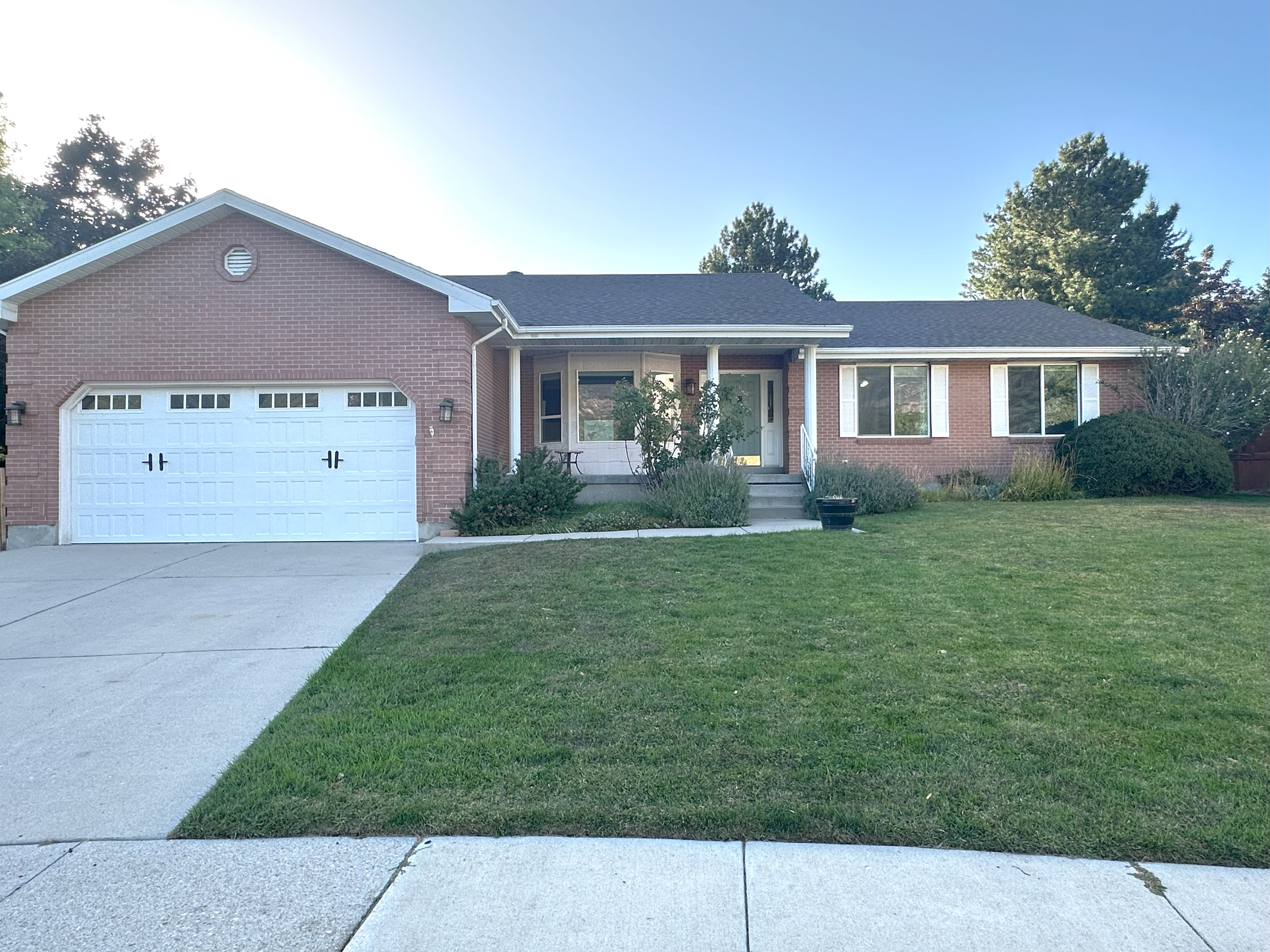 1729 Colchester Court